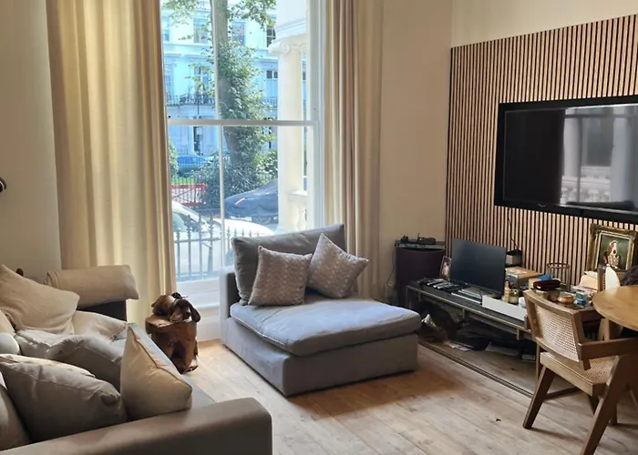 Stunning 2 Bedroom Apartment In Notting Hill